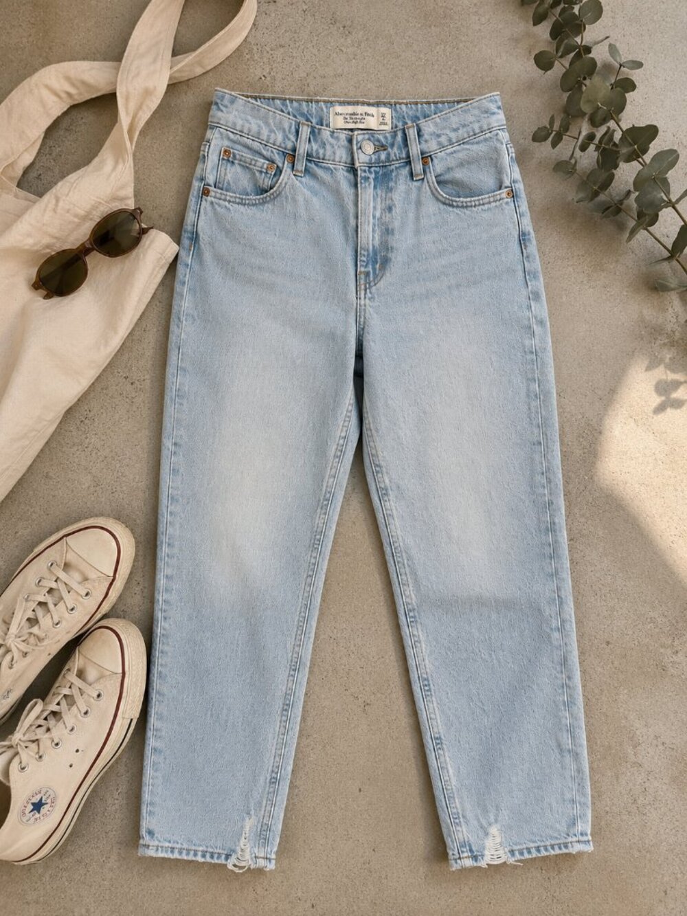 Abercrombie & Fitch The '90s Straight Ultra High Rise Jeans | Women's Size 27 (4